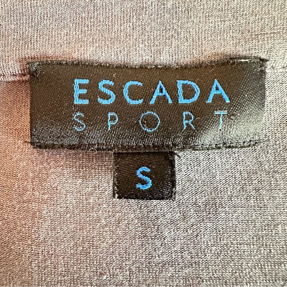 ESCADA SPORT SLEEVELESS TOP S **Rare** - Picture 7 of 11